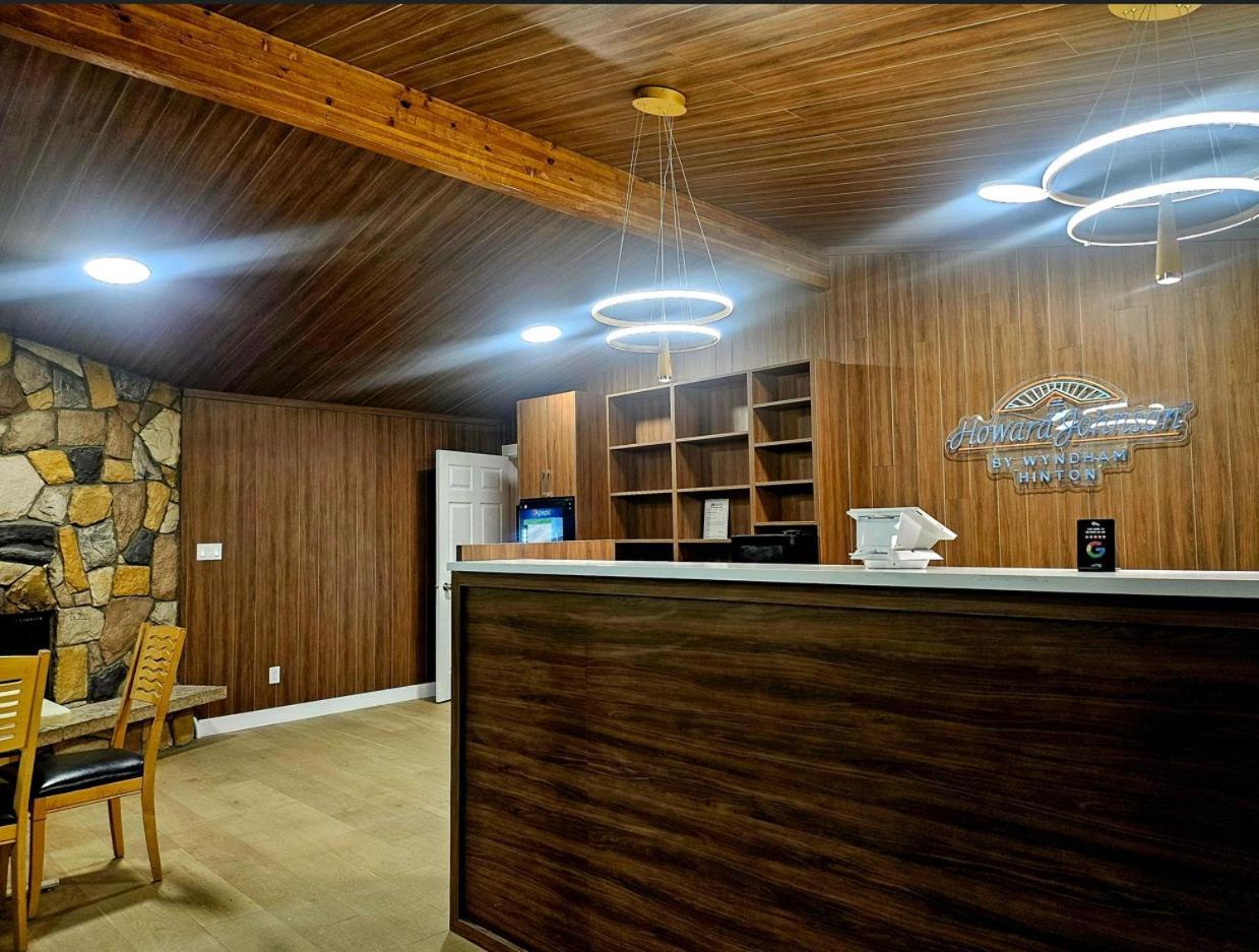 Tara Vista Inn Hinton Luaran gambar
